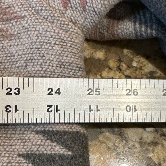 Jodifl Women’s Large Pink and Gray Aztec Button Up Shacket Shirt/Jacket - Picture 6 of 8